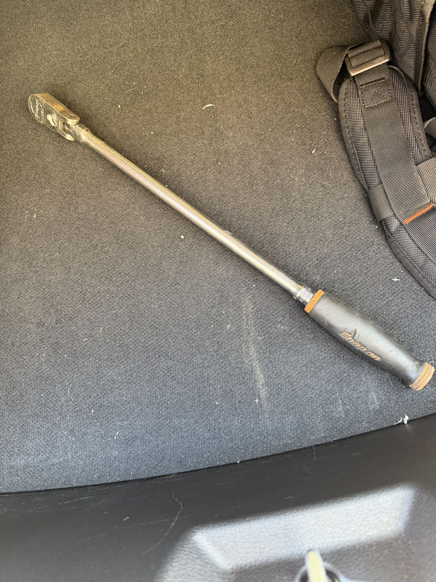 Snap-on 3/8 Soft Grip Extra Long Flex Head Ratchet (Excellent Conditions)