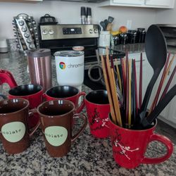 Kitchen Items– Pots, Pans, Glassware, Mugs