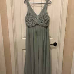 Birdy Grey Sage Long Dress Size L