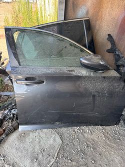 2018-2022 Honda accord front passenger door part