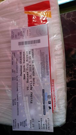 6 tickets to the Yankee game vs Kansas city for today 30$ each