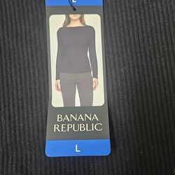 Woman's Banana Republic long sleeve shirt