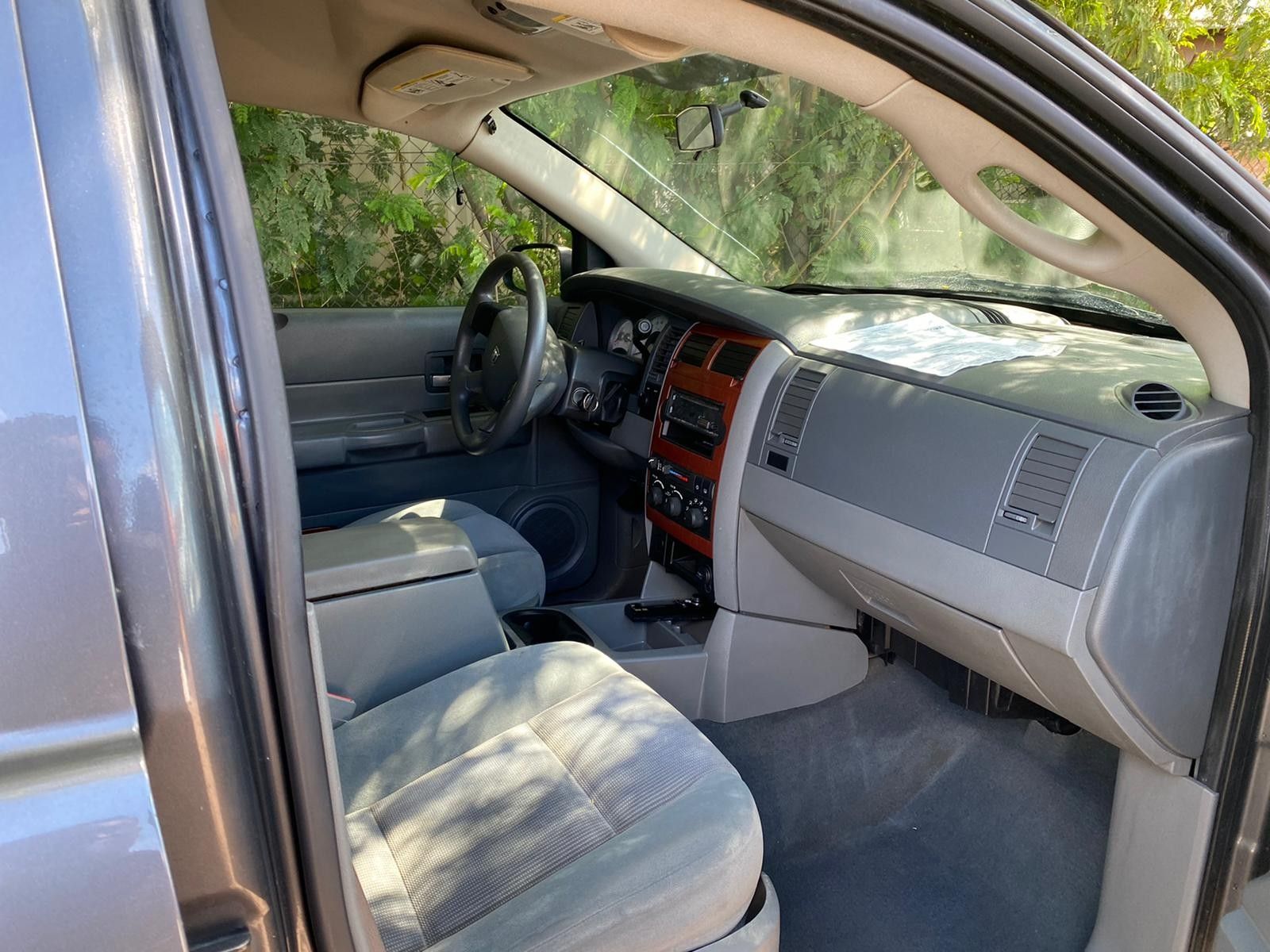 2004 Dodge Durango