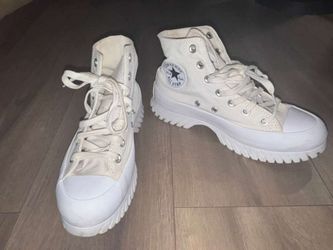 Converse 6  1/2 Womens