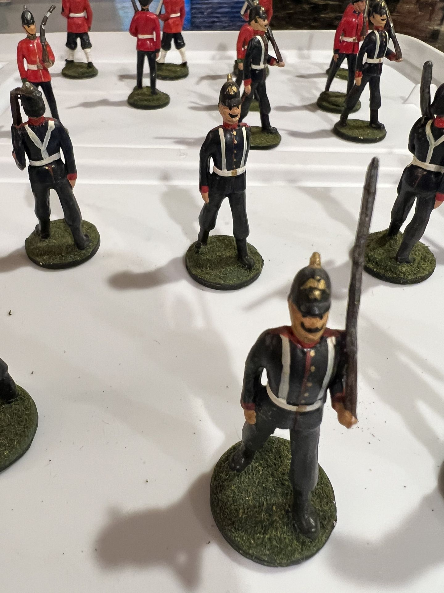 48 Hand Painted Canadian War Figures