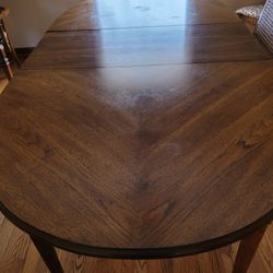 Dining Room Table and 6 Chairs.  