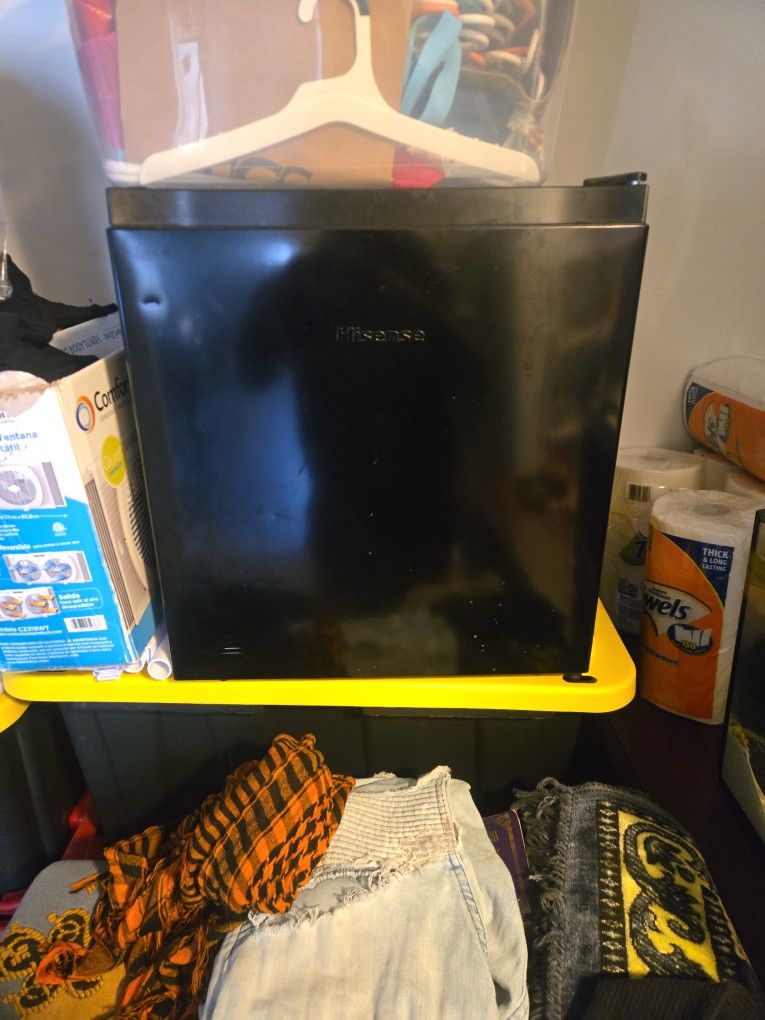 Mini Fridge