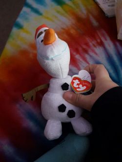 Olaf stuffed animal