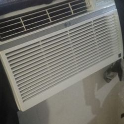 10,000 Btu Brand New LG Air Conditioner With Remote