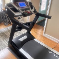 Sole F80 Treadmill 