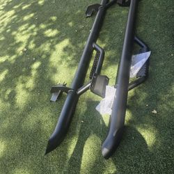 New 2024 RAM CREW CAB RUNNING BOARDS $350
