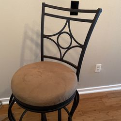 Bar/Counter Height Chair