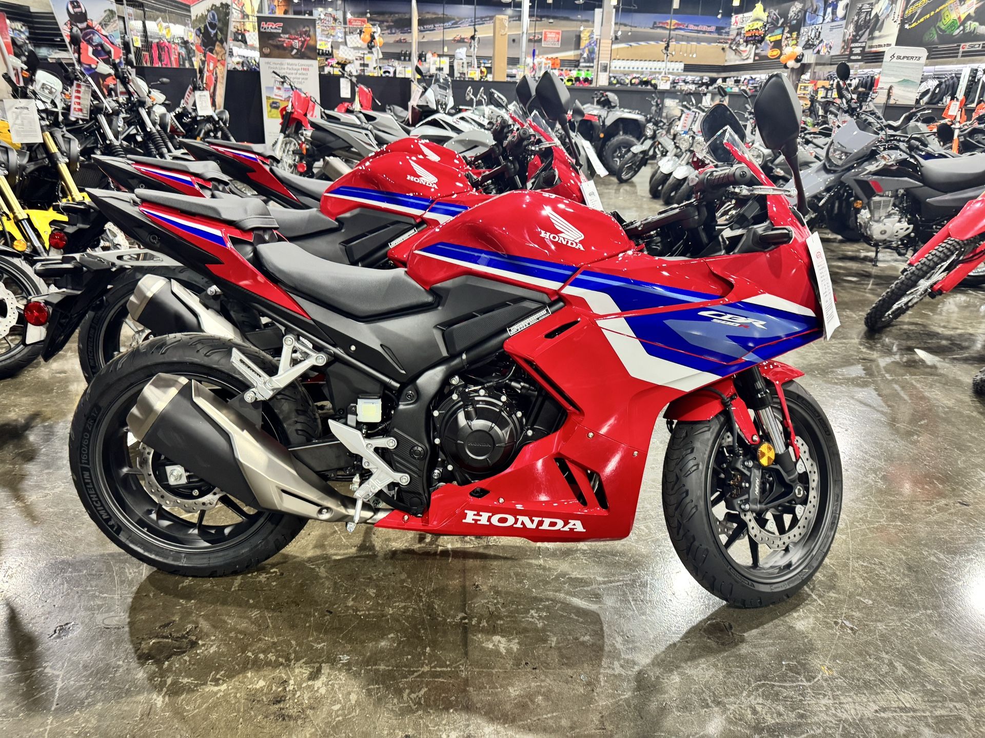 2025 HONDA CBR500R