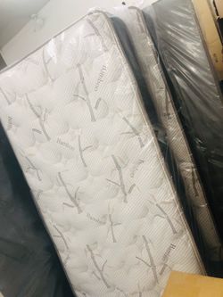 (NUEVOS) 😴 Colchones Enganche Desde $1 LIQUIDACIÓN OUTLET KINGS QUEENS FULLS TWINS En Plastico!!😴