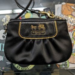Black Coach Wristlet 