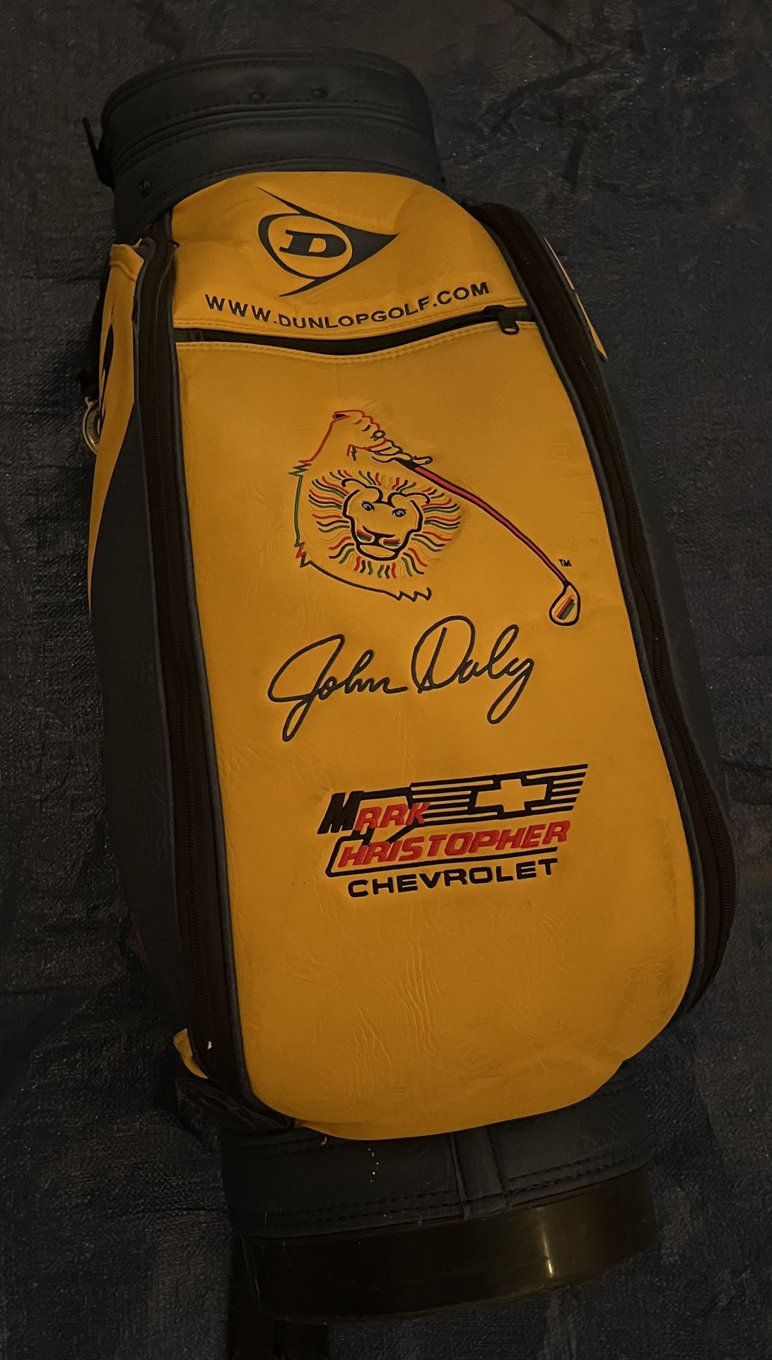John Daly Official 2004 Dunlop LOCO Redneck Sponsors Tour STAFF Golf Bag