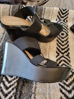 HEELS by Charles David Women's Size 4 - BLACK