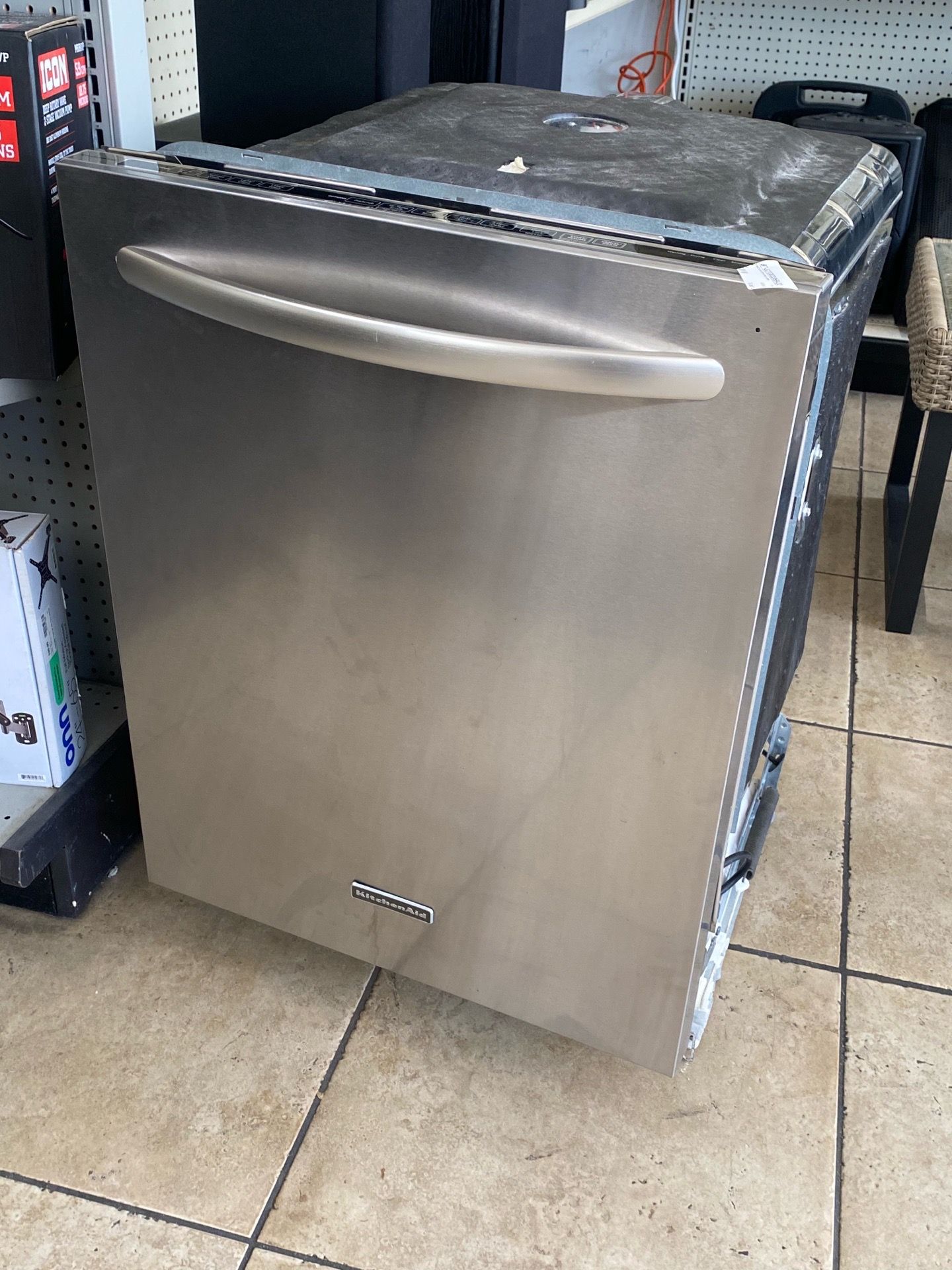 KitchenAid KUDS30FXSS dishwasher open box unused new