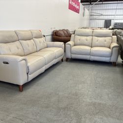 Sofa and love Seat power recliners 