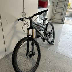 Specialized Enduro 2018 full suspension mountain bike