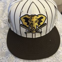 Oakland A’s Fitted Hat 7 3/4