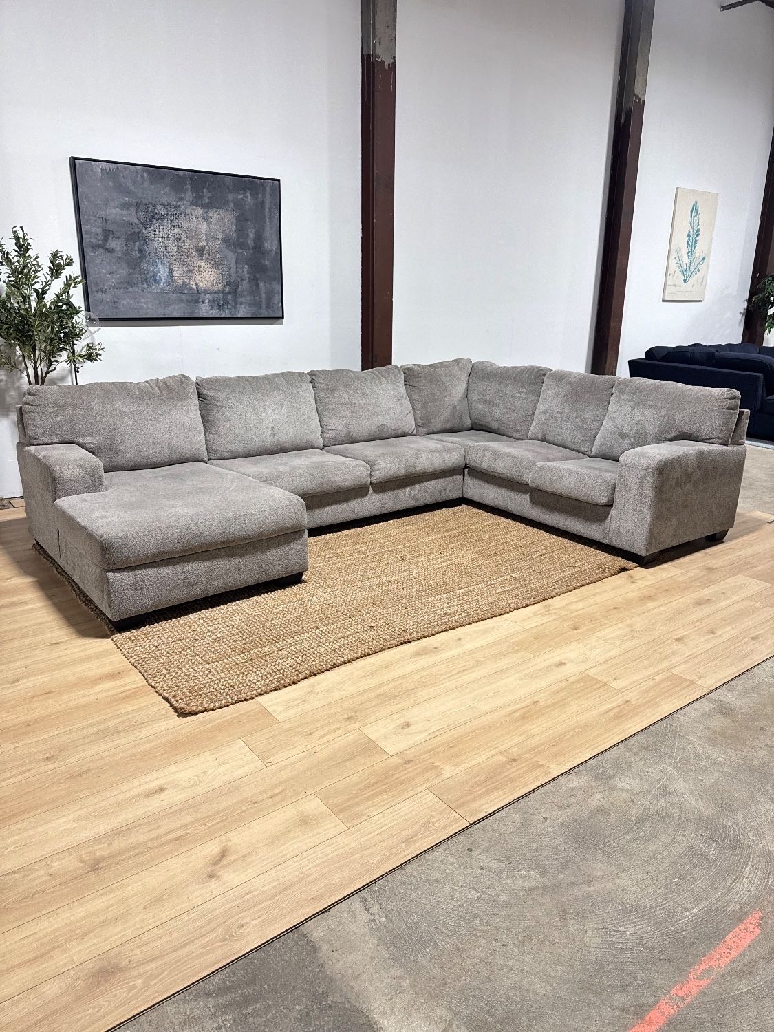 Ashley Sectional Sofa π Same Day Delivery