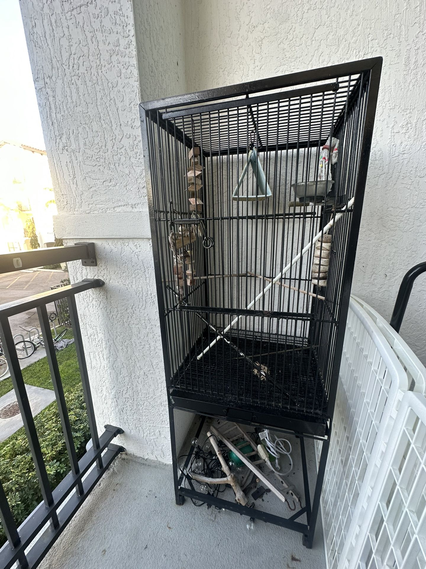 LARGE BIRD CAGE WITH BED TOYS ETC