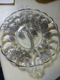 Vintage Silver City Glass cake plate