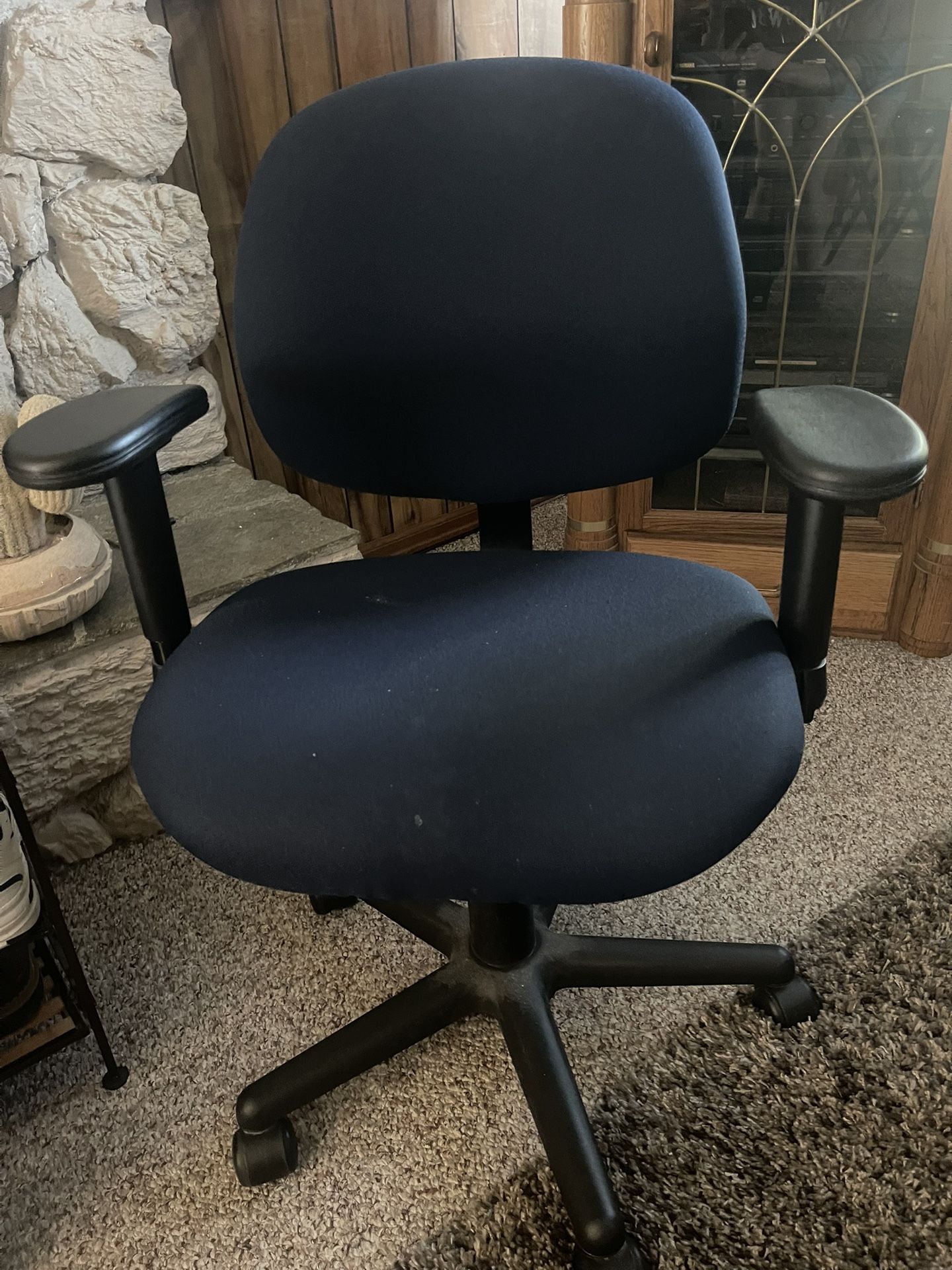 Office Chair — Great Condition