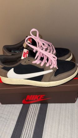 Nike Air Jordan 1 Low Travis Scott Sneakers