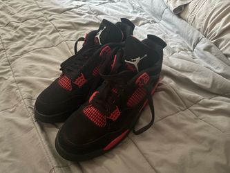Air Jordan 4 Red Thunder