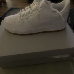 White AF1  07 With Gum Bottom