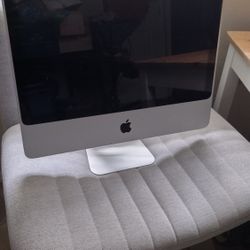 Selling A Apple i Mac Computer Monitor 20" In Excellent Condition! 2008
