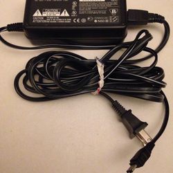 SONY AC-L10B AC ADAPTER 8.4V 1.5A POWER ADAPTER SUPPLY