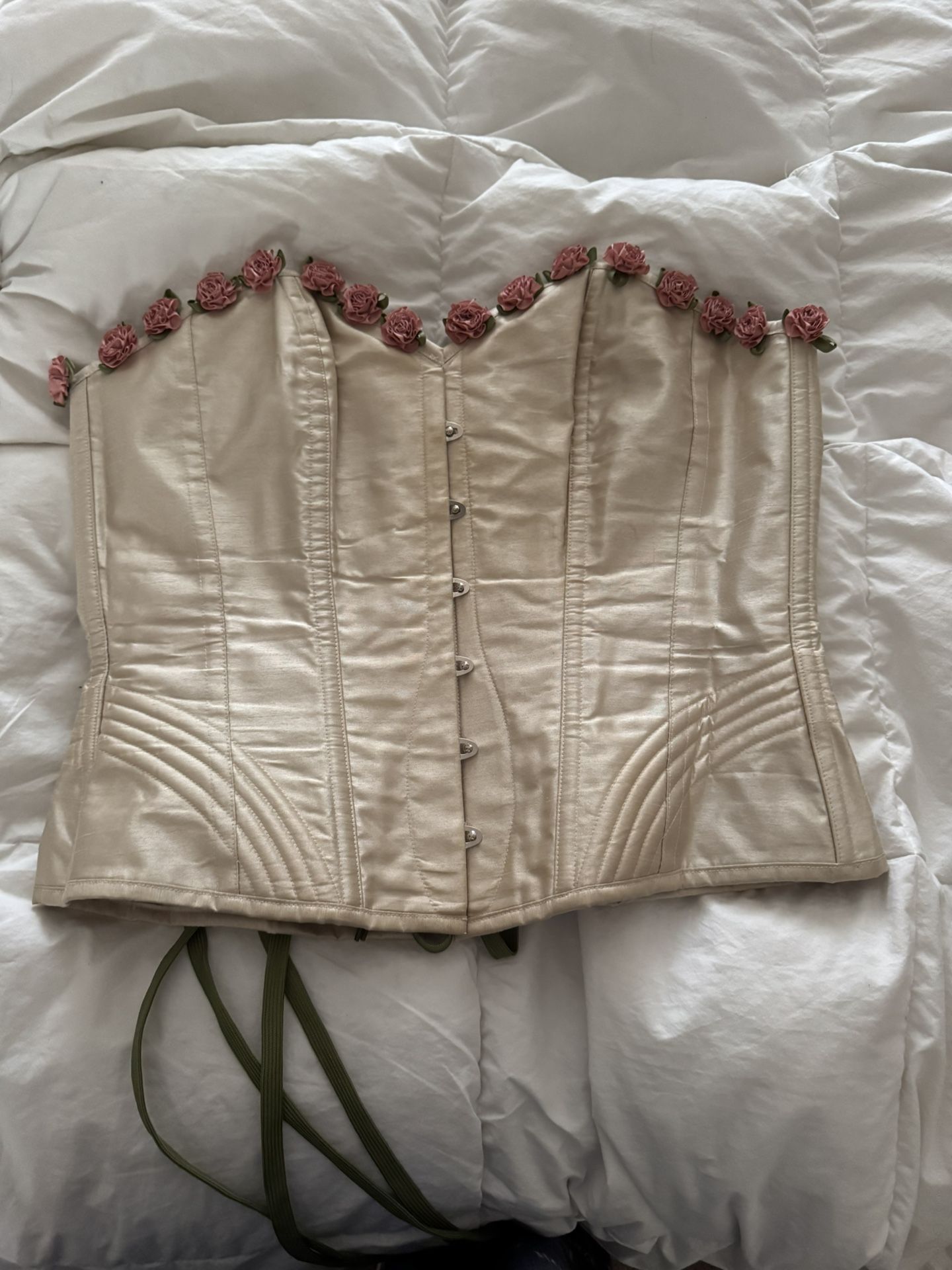 Cream w/Roses Detail Corset