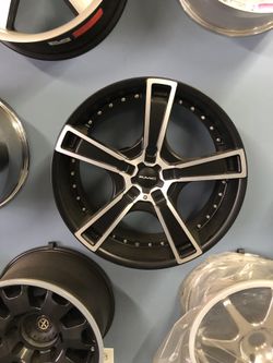 Brand new 20 inch kmc swindles 550 or best offer