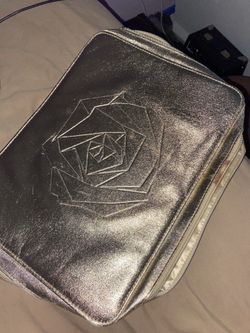 makeup bag 