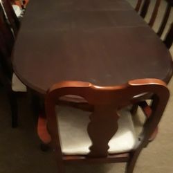 Dining Room Table And 6 Chairs