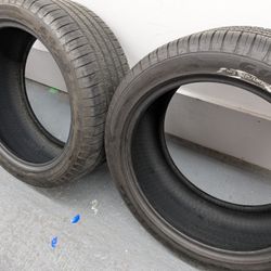 2 Tires 285/40/20   Goodyear All Season Runflat 