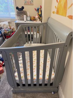Grace Maple Ridge  Crib