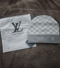 Grey beanie