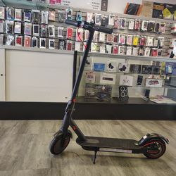 E Scooter 🛴 for adults  Brand New with 20mph speed - On Cash Deal $199