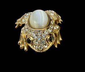 Vintage Gold Rhinestone 60’s Stunning Frog Brooch 