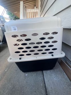 Dog crate
