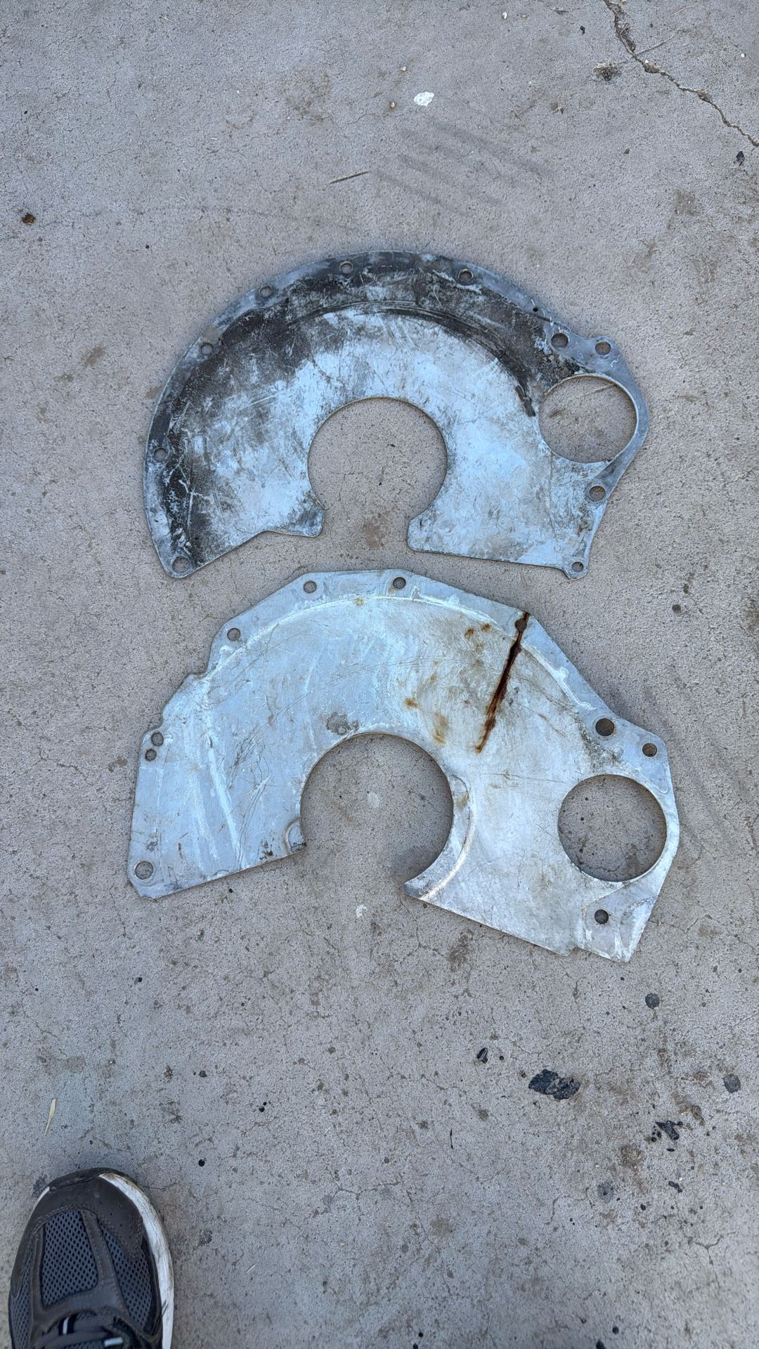 Two Shields Transmission, Maybe Inline 90’s Jeep