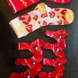 Bundle I Love You Ballon’s + 2 Long Socks 