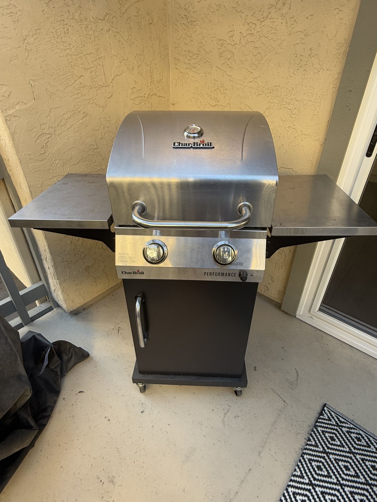 Char-Broil Performance barbecue