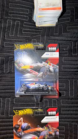 Selling two hot wheels premium Formula cars