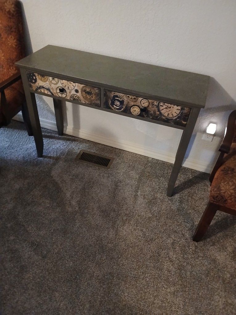 Gearhead Desk/Entry Table
