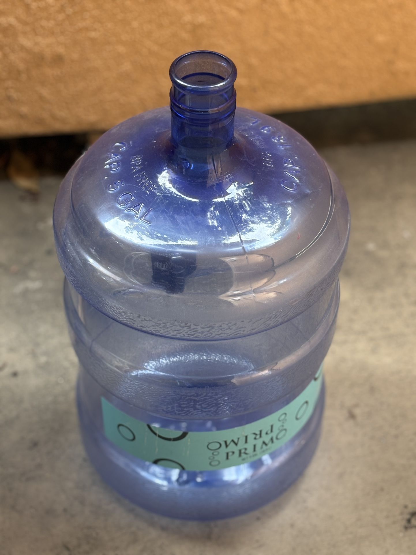 New Water 5 Gallon jug 